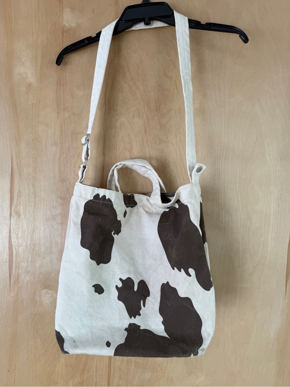 Set of 2 BAGGU Canvas Totes – Cow Print & Grid Pattern – EUC/Pre-Loved - Picture 5 of 16